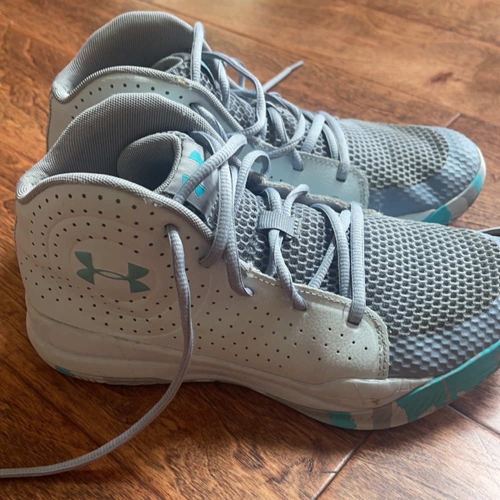 Under Armour Unisex Kids Tennis Shoe- 6.5 Y - Picture 2 of 6
